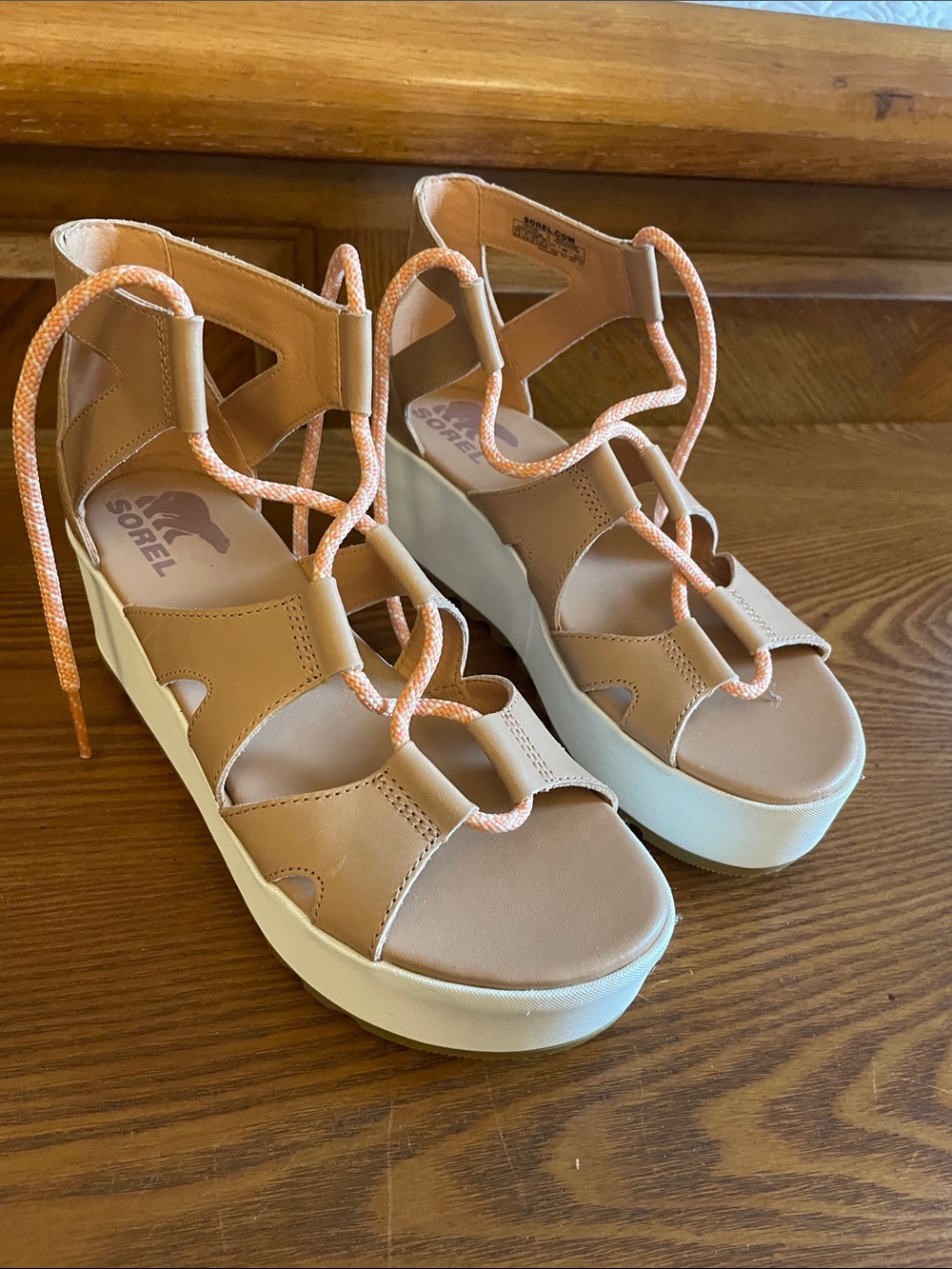 Sorel Cameron Flatform Lace Dandals